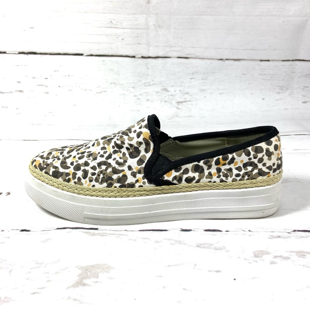 Tommy Bahama Women’s Platform Sneakers Slip On Leopard Print Size 10B
